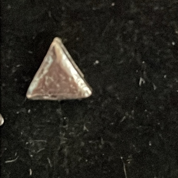 0.5” silver tone triangular shaped Minimalist stud earrings - Picture 7 of 10